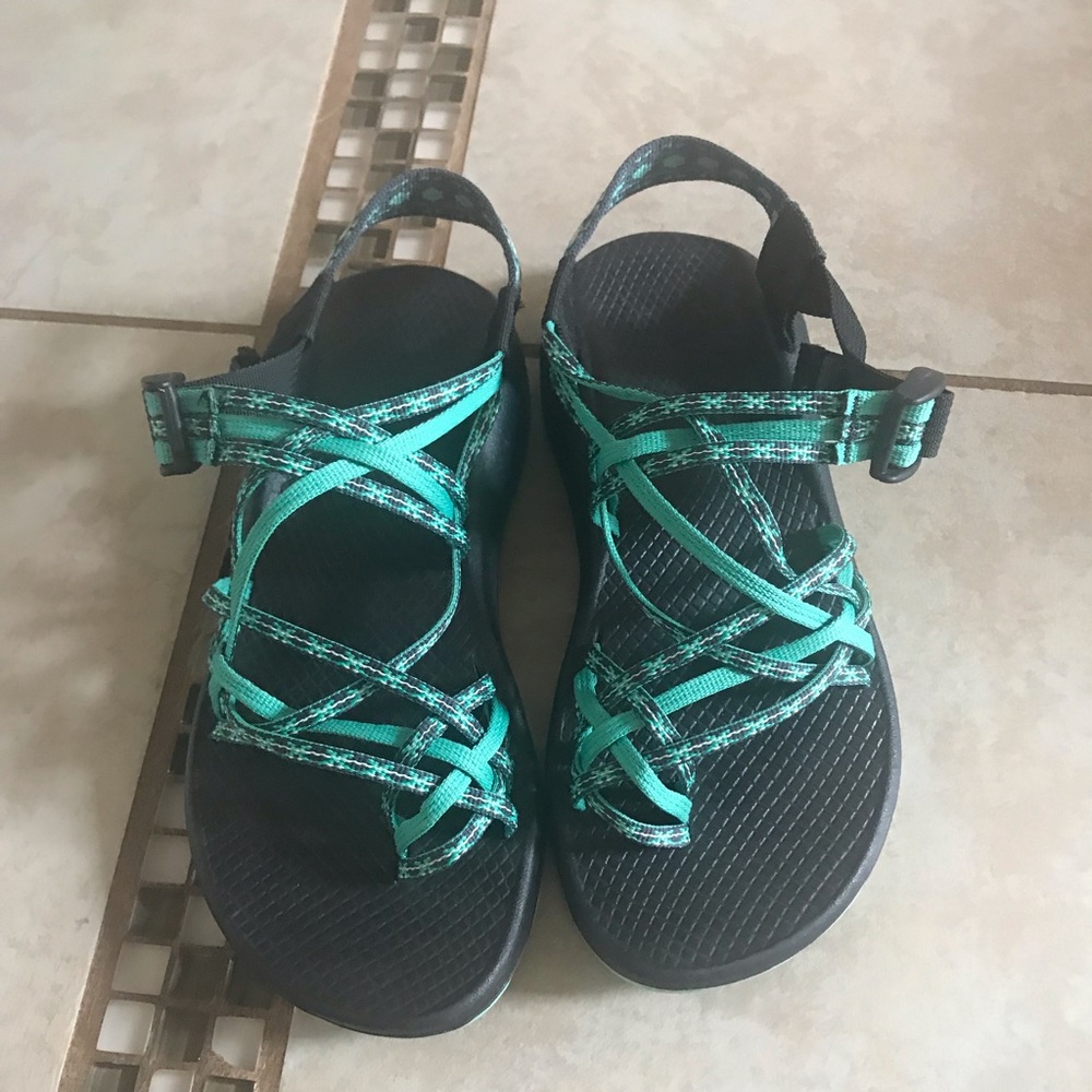 ✨CHACO SANDALS ✨